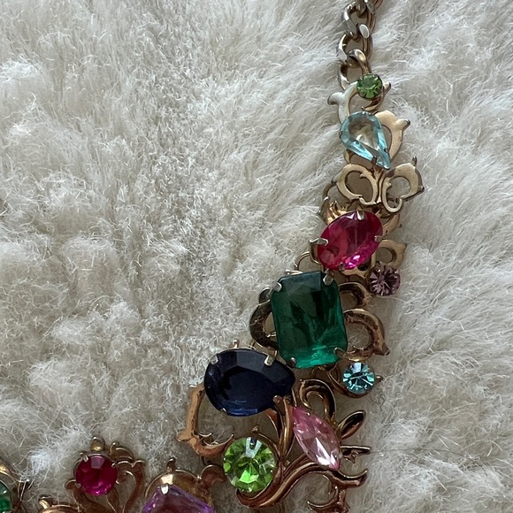 Elegant Multicolor Gemstone Necklace - Picture 6 of 7